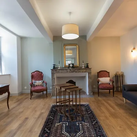 Le Clos D'artagnan Guest house