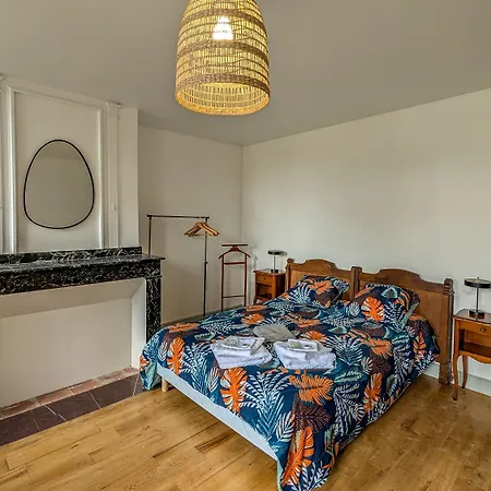 Le Clos D'artagnan Guest house