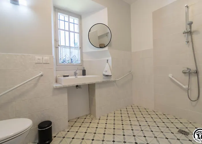 Le Clos D'artagnan 게스트하우스